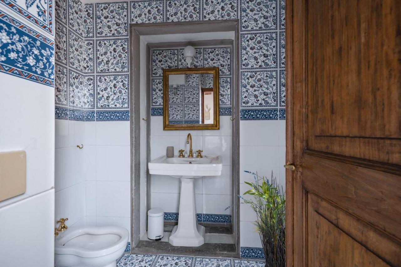 Via Lamberti, 3 - Florence Charming Apartments - Charming And Historic 5Th-Floor Attic Apartment With Elevator In A Building At The Heart Of Vibrant Florence, Just A 2-Minute Walk From All Attractions מראה חיצוני תמונה
